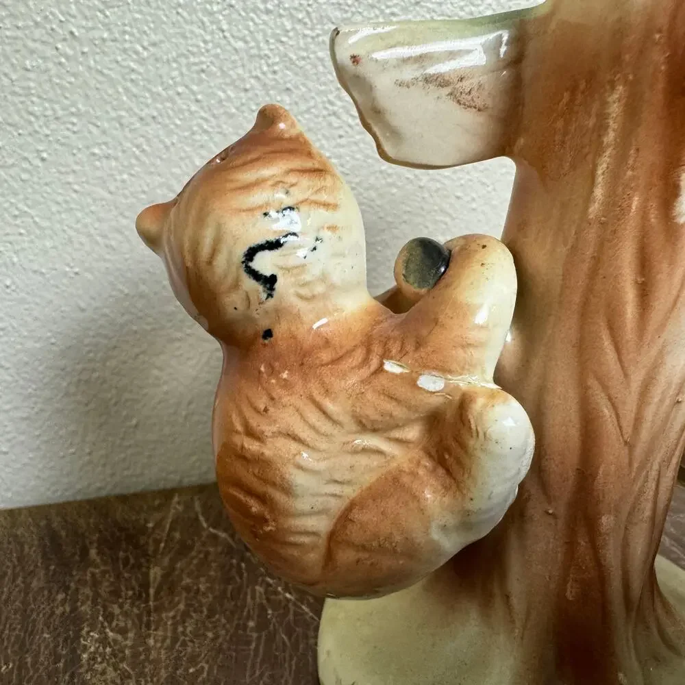Georgia USA made in Japan Porcelain Tree with Bear Cubs Salt‎ and Pepper Shakers